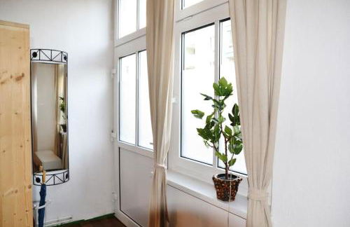 Comfortable 2-room apartment for rest & work P-Berg - Photo 10