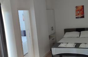 Apartments Glibić - Photo 12