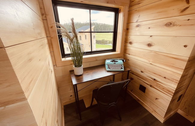 Clydesdale Outpost - Photo 2