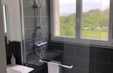 Logement à Brive proche centre-ville et campagne - climatisation, Wifi, coin exterieur et parking privés - Foto 4