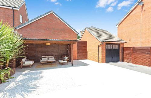 Detached Modern 3 Bedroom House - Photo 26