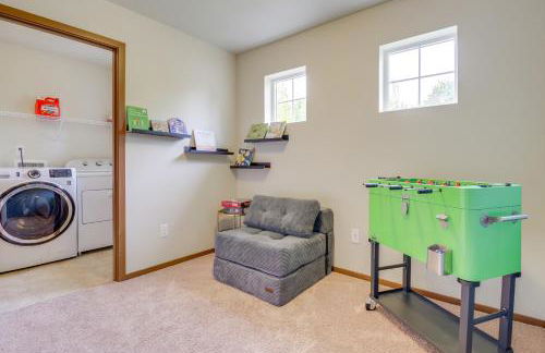 Walk to Trails and Golf Sedro-Woolley Retreat! - Foto 11