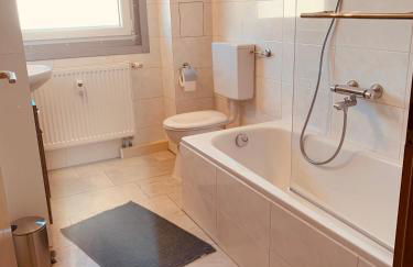 FELIX LIVING 4, Moderne 2-Zimmer Wohnung in Stadtrandlage, Balkon & Parkplatz - Photo 16