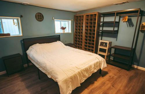 Jones Beach Houseboat - Photo 69