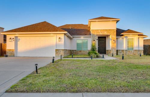 Resort-Style Brownsville Home Private Pool and Gym - Foto 31