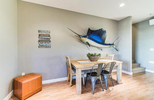 Lakefront Gem Grills and Fire Pit in Dent - Foto 6