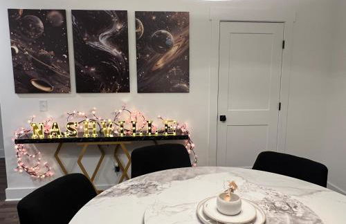 New Elevations Rooftop 5 Min to Downtown Nash - Foto 18