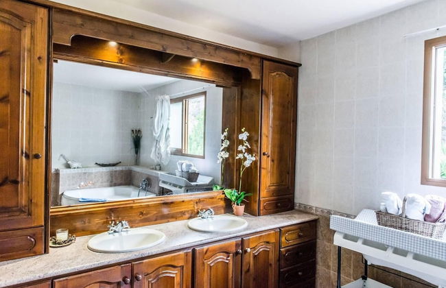 Remarkable 5-bed Villa in Miliou Village Paphos - Foto 18