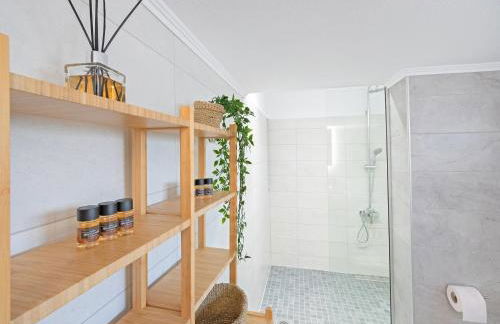 Omalia Apartment - Photo 32