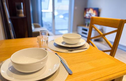 INACTIVE The A 1 Bedroom Apartment by AltoLuxoExperience Short Lets & Serviced Accommodation with Parking & Wifi - Foto 25