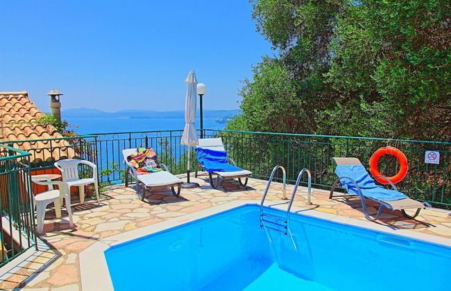 Villa Calypso in Nisaki - Photo 1