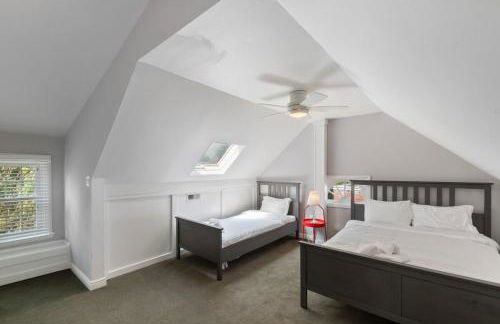 Massive 5BR Historic CozySuites House - Foto 28