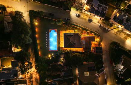 VACATION MARBELLA I Villa Bosquecito, Giant Private Heated Pool, 4min to the Beach, 6 BR, Spacious Villa - Foto 40