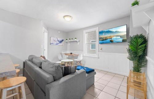 Little Italy Group Stay 4 TV's Pet Friendly - Foto 15