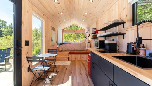 Aurora Nook-Cabin with Shower & Queen Bed - Foto 4