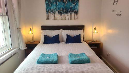 Vale View Apartment, Prestatyn, North Wales - a stylish, dog-friendly holiday let just a 5 min walk to beach & town! - Foto 2