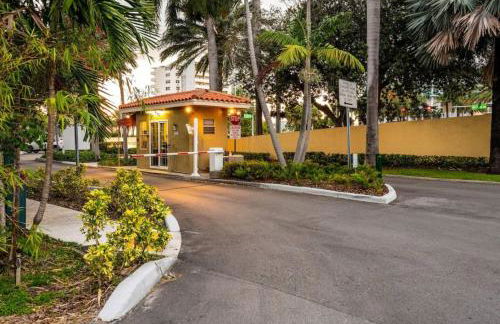 Secluded Villa with 3 bedrooms and Heated Pool - Foto 30