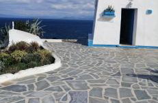 Rafina's BLUE HEART! Steps from the beach,2 min walk - Walk to Rafina main square 10 min, and Port about 15 min ! Ideal vacation base! - Foto 36