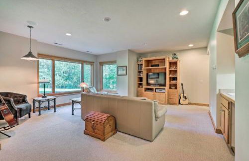 Tranquil Lake Elmo Farmhouse Hiking Nearby! - Foto 28