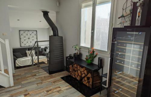 GuestHouse La Costière - logements indépendants - espace piscine jacuzzi - Foto 42