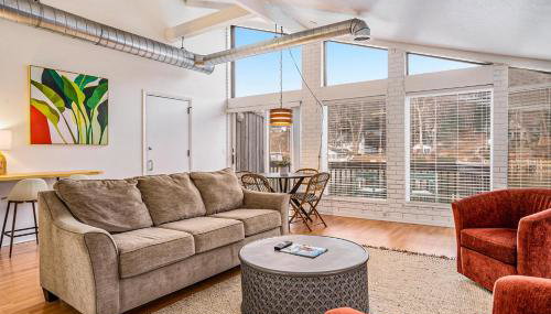 Riverside Suites - Unit B - Foto 1