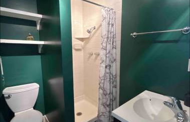 Villa La Verde - Newly Designed 4BR Villa with Pool & Guesthouse by Topanga - Foto 49