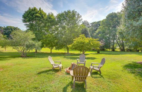 Home 9 Mi to Dtwn Springfield with Porch and Yard! - Foto 2