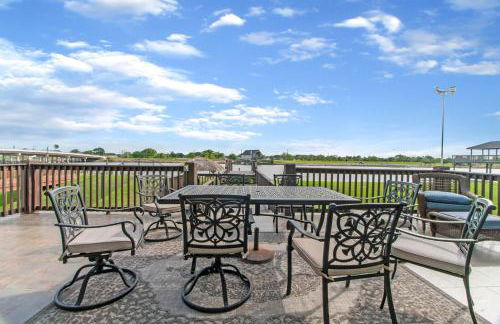 Luxury Waterfront Home Family and Pet Friendly Near Surfside Beach 11 Mins - Foto 57