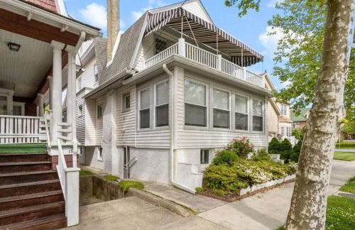 5BR 3BA Family Retreat 2 Blocks from Beach - Foto 67