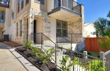 Fam Friendly 5 Bed Home Blocks To Pearl/Riverwalk! - Foto 18