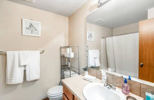 Serene Craftsman Near Boeing Everett - Photo 14