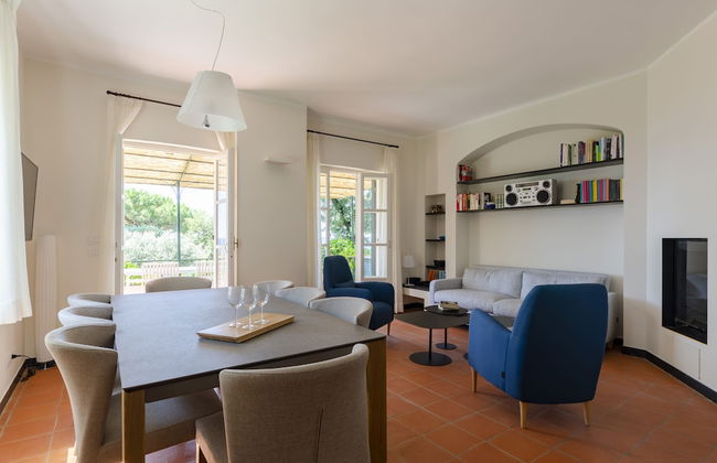 JOIVY Villa W/Superb View And Private Garden In Mulinetti - Photo 16