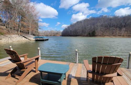 Lakeside Haven Dock/Slip Fire Pit Game Room Kayaks - Foto 1