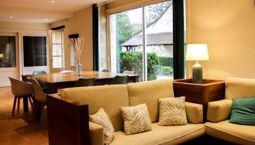 Gîte haut de gamme près de l'Abbaye de Noirlac - Séjour tout confort avec jardin et terrasses - FR-1-586-13 - Photo 5