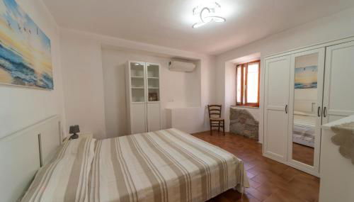 Al Campanile - Photo 3, wardrobe