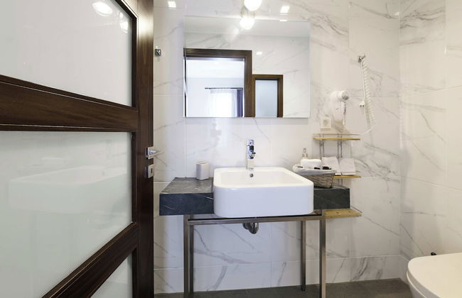 Nival Luxury Suites - Photo 63