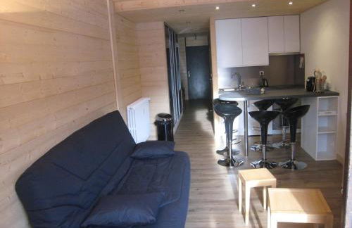 Appartement 2 Pièces, Ski au Pied, Balcon Sud, Confort pour 6 - FR-1-459-62 - Foto 3