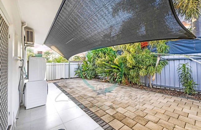 Zen Hideaway Cozy 2BR Haven Office Dual Patio - Foto 20