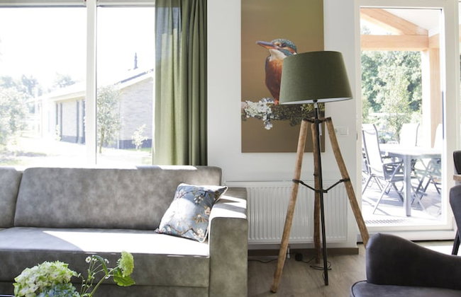 Attractive Bungalow with Covered Terrace near Veluwe - Photo 10