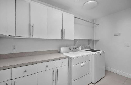 Modern Miami Oversized 3 Bedroom in Central Location - Foto 36