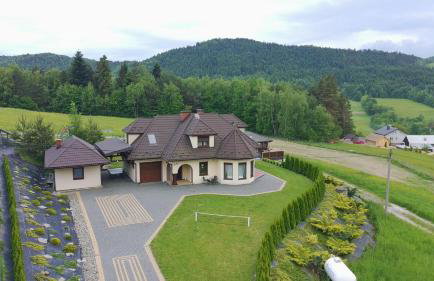 Dworek pod Jeżową Wodą - Foto 1