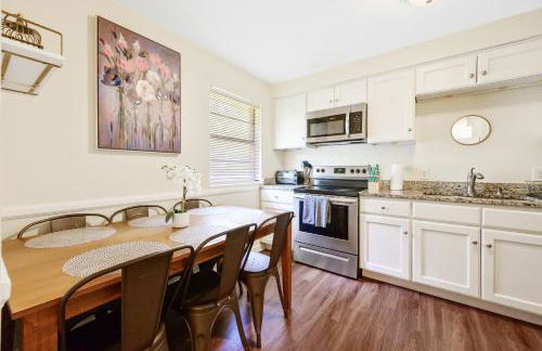 Dapper Digs - King Bed - Long Term Stays - Duke - Foto 22