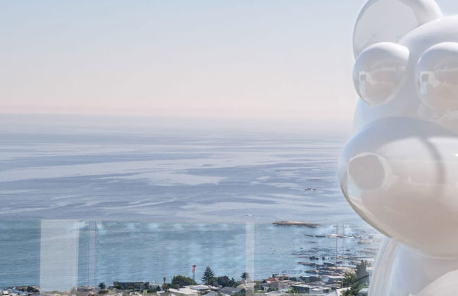 Exceptionally Unique Magnum Villa w Sea Views - Photo 26