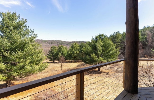 Secluded w/ Deck Views, Hot Tub, & Ping Pong Hudson in the Berks by Avantstay - Foto 100