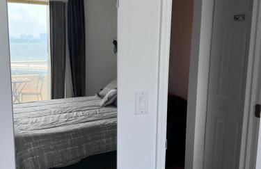 Unique Water Views, free Parking 1bed 1 bath Rooffornomads 416 - Foto 12