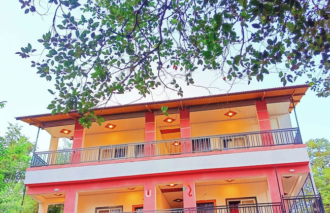 Janani Niwas Matheran - Photo 27