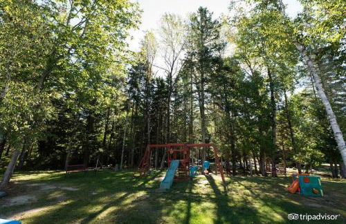 3 Bedroom Pool PlayArea CampFire Cozy Apt - Foto 14