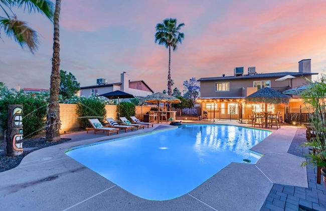 Tiki Paradise w Htd Pool Putt Grn Tiki Bar - Photo 37