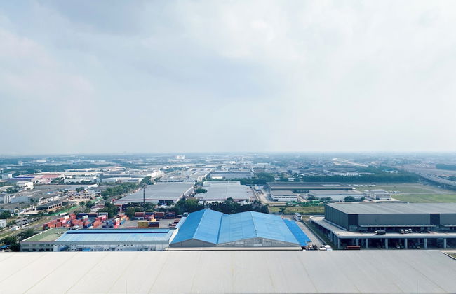 Spacious and Restful 1BR at Vasanta Innopark Apartment - Photo 13