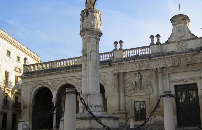 Guided Tour - Jerez historical center, horse show and winery visit - Photo 5